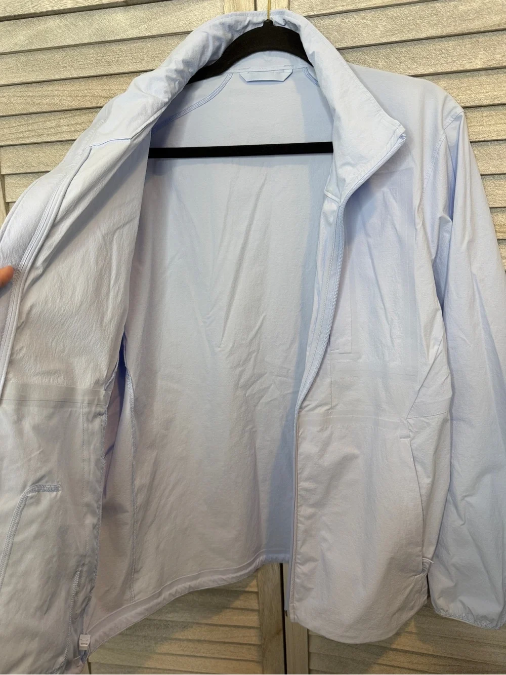 LuluLemon Mens Sojourn Windbreaker Jacket Windmill Light Blue Size M